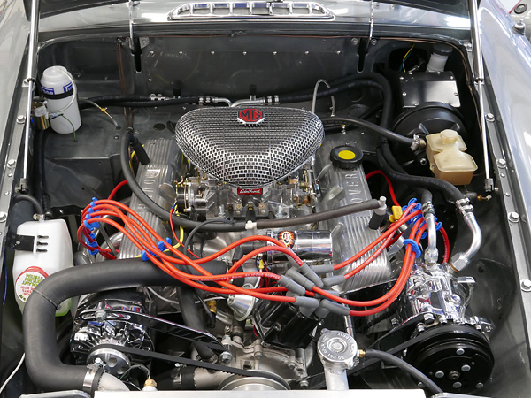 Rover 4.0 V8 engine with Edlebrock intake manifold and carburetor.