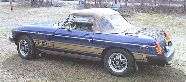 Ray and Pam Gilbert's 1977 MGB with a Buick Aluminum V8