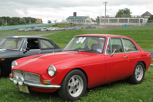 Caroline and Ray Waugh's 1967 MGB GT with GM 2.8L V6 Engine