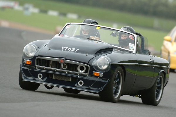 Richard Cradick's 1967 MGB with Fuel Injected Rover 4.0L Engine