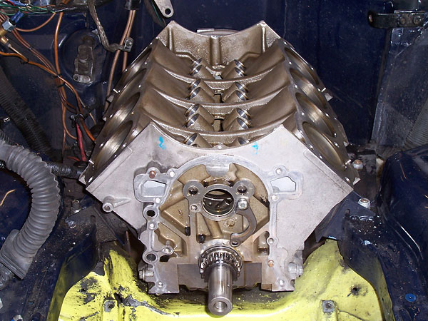 Rover 4.0L V8 engine blocks feature crossbolted main bearing caps.