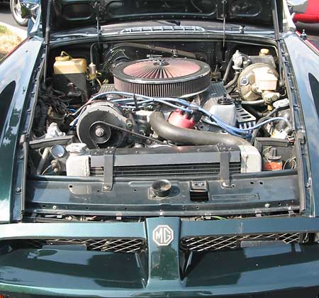 Rover 3.5L V8 from a 1980 Rover 3500 sedan. Offenhauser intake (#7001) & Edelbrock carburetor.