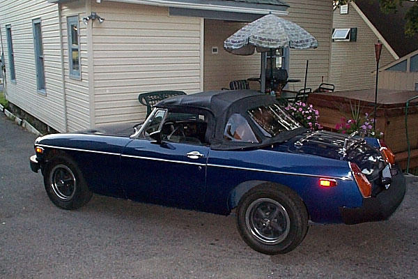 Roger Prentice's aluminum V8 powered 77 MGB with T5 5-speed