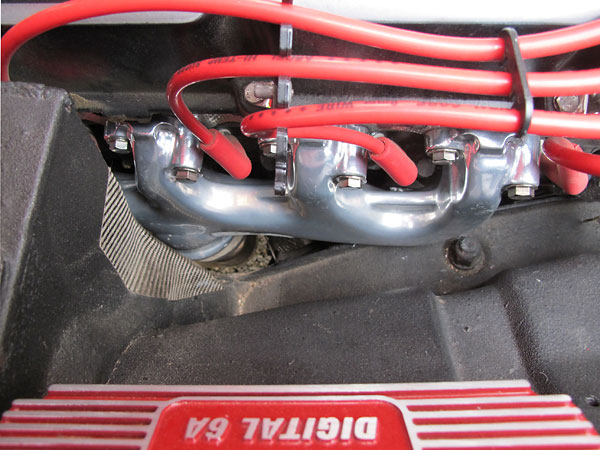 Both exhaust manifolds were Jet Hot ceramic coated, and they were installed with Fel-Pro gaskets.