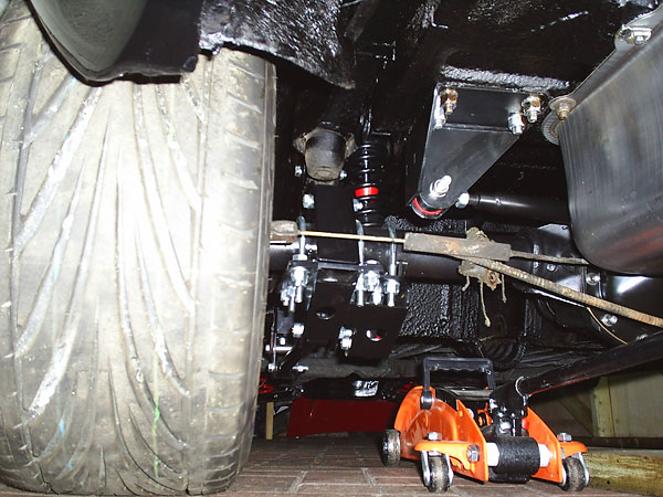 Frontline four-link coil-over suspension, with Panhard rod.