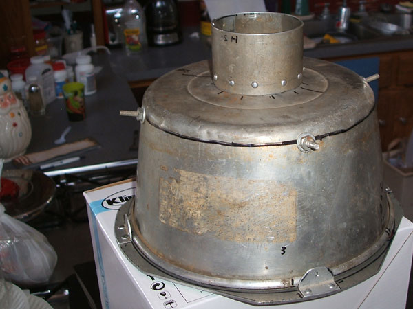 Custom air cleaner housing made from an old soup pot is part of a cowl induction system.