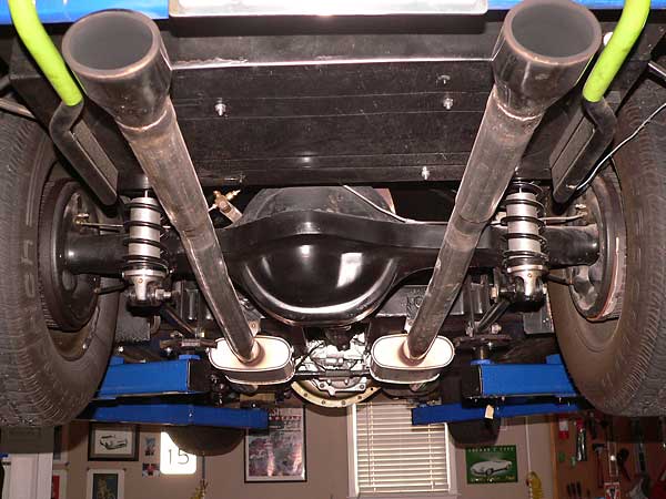 Ford 9 rear axle with a 4link rear suspension and Aldan Eagle coilover 