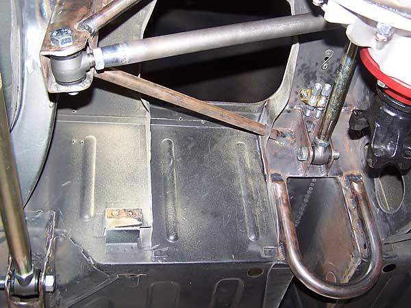 Panhard rod chassis bracket and tubular driveshaft tunnel reinforcement