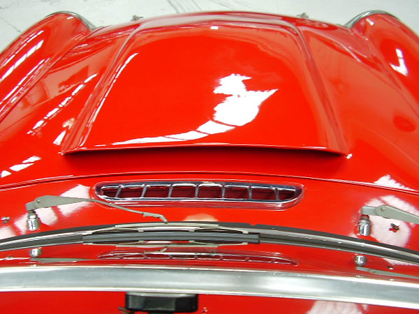 MGB hood scoop