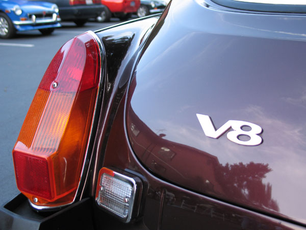 V8 badge.