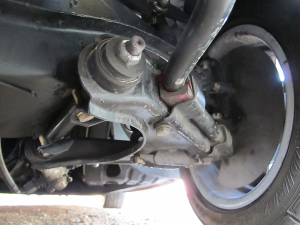 7/8 inch front anti-roll bar.