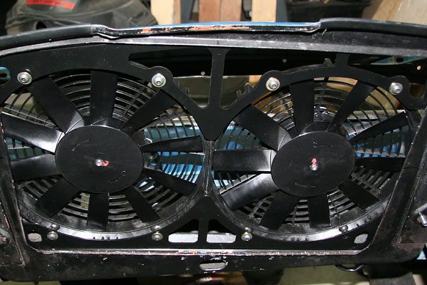 Twin Spal 11 inch pusher fans on custom mounting.