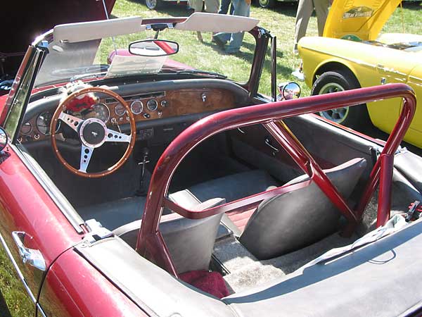 1967 Sunbeam Tiger - interior