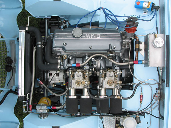 BMW 2002tii four cylinder engine