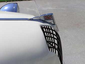 Union Jack hood ornament