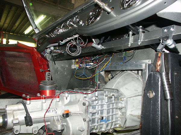 wiring the custom Austin Healey dashboard