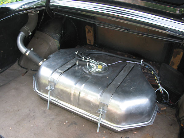 Chevy S10 fuel tank, with in-tank fuel pump for EFI