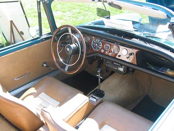 1965 Sunbeam Tiger - interior
