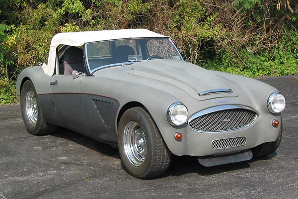 Leroy Joppa's AustinHealey 3000 with Chevy 454 big block engine