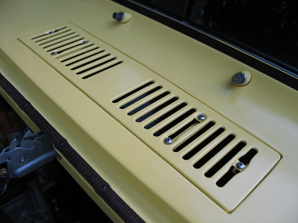 Ford Thames cowl vent.