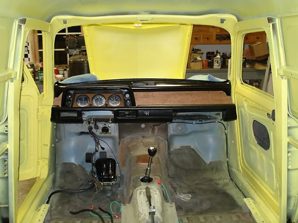 Trial fitting the BMW 2002 dashboard.