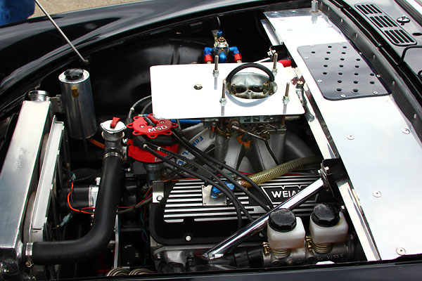 Dart 363cid short block with Canfield aluminum cylinder heads.