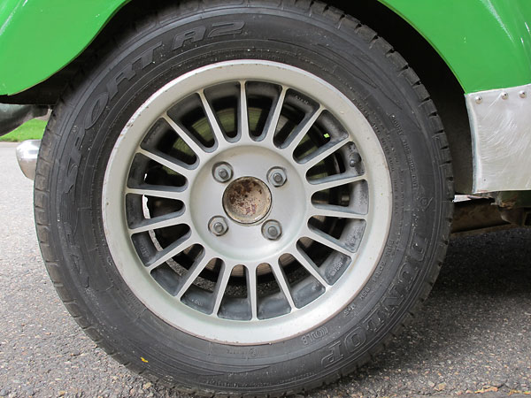 Dunlop SP Sport A2 tires, size P195/60R14.