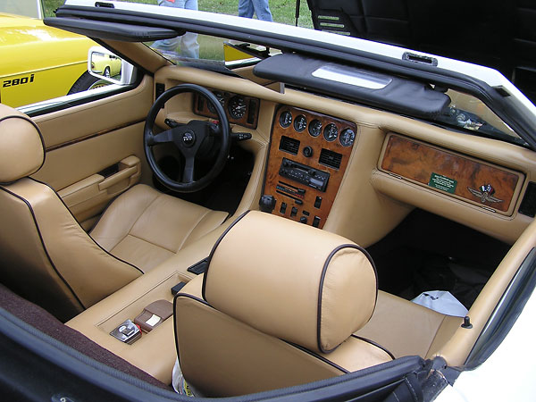 TVR 450SE interior
