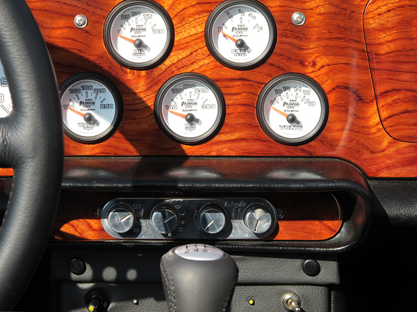 AutoMeter Phantom II digital gauges (set of 7).