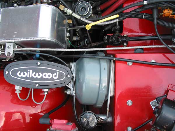 Wilwood brake master cylinder.