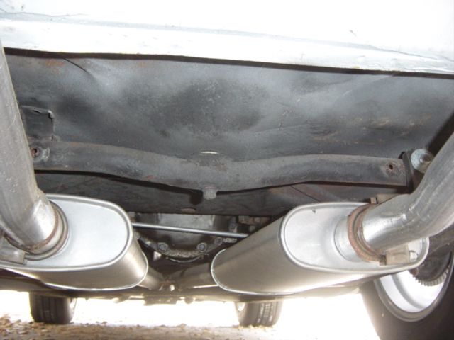 TR6 dual exhaust