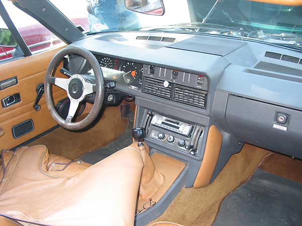 restored TR8 interior