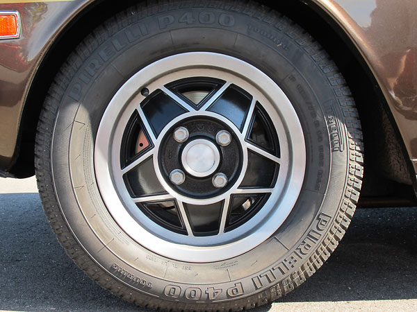 Triumph Stag Mk2 5-spoke alloy wheels.