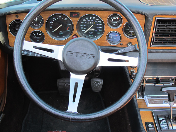 From the 1973 model year onwards, Triumph Stags came with a smaller diameter steering wheel.