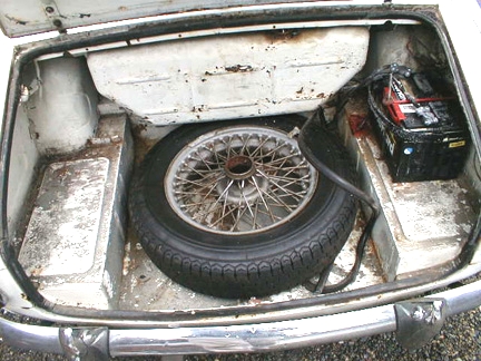 TR4 boot