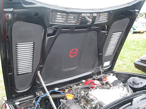 Triumph TR8 hood insulation