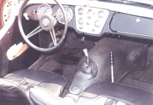 TR3/Rover v8 interior