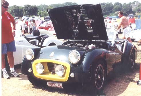 TR3/Rover v8 front view
