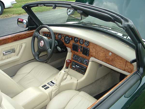 Scott Miller's One of a Kind Left-Hand-Drive RV8 Interior