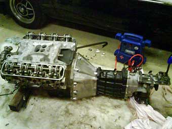 Rover SD1 bellhousing and transmission