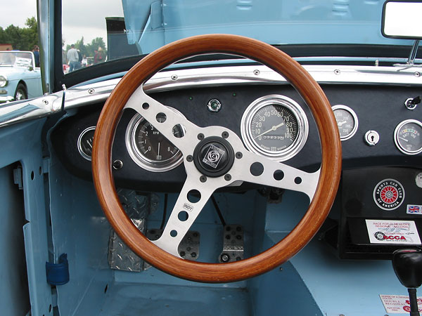 Momo Indy steering wheel