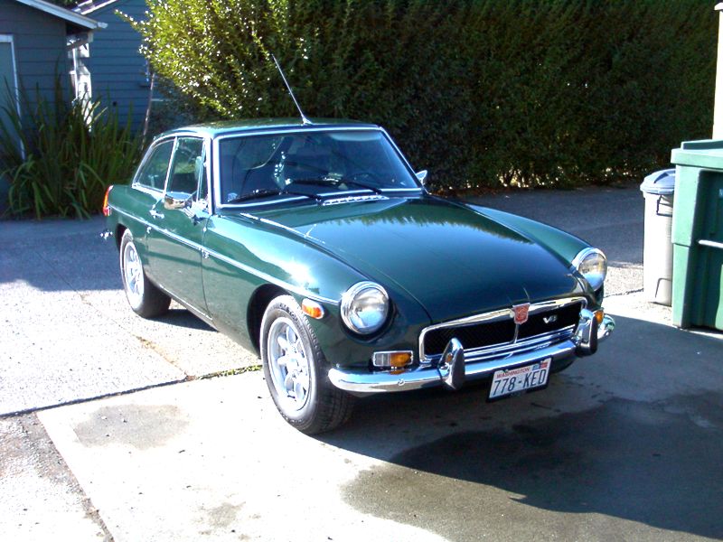 David White's 1974.5 MGB, with Rover V8
