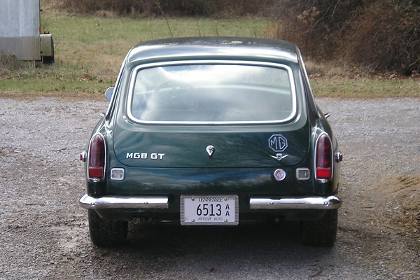 Split rear bumper MGB