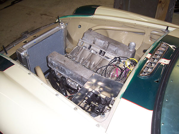 Engine compartment overview.