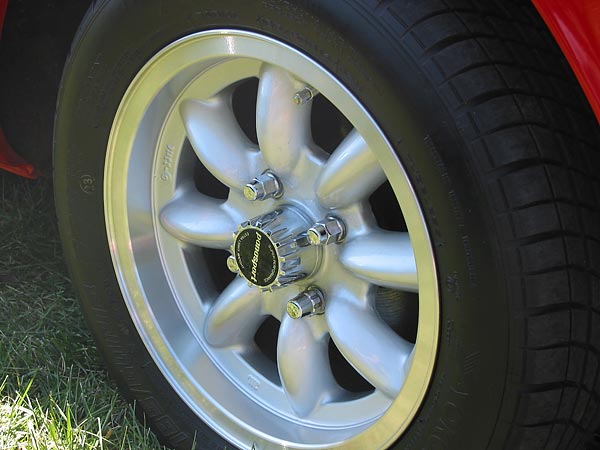 1966 Sunbeam Tiger - Panasport wheel