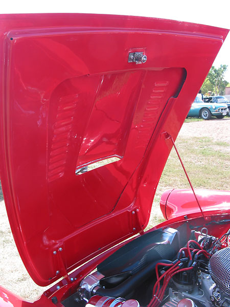 Sunbeam Tiger hood louvers and scoop