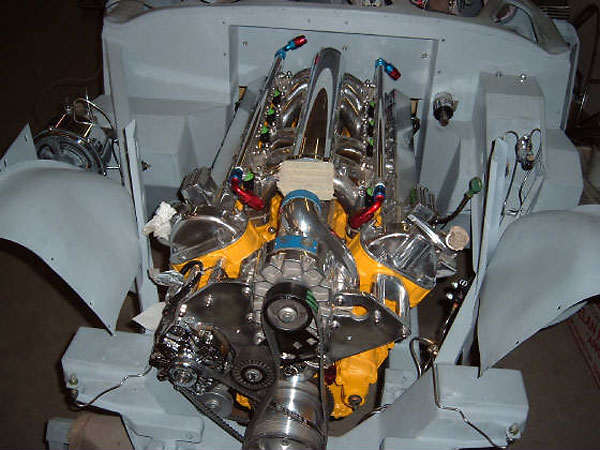 Vortec V2 supercharger with custom-built blower pistons and custom manifold