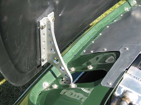 1966 Sunbeam Tiger - hood hinge