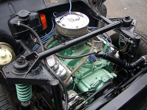 The mighty Chrysler 318 V8.