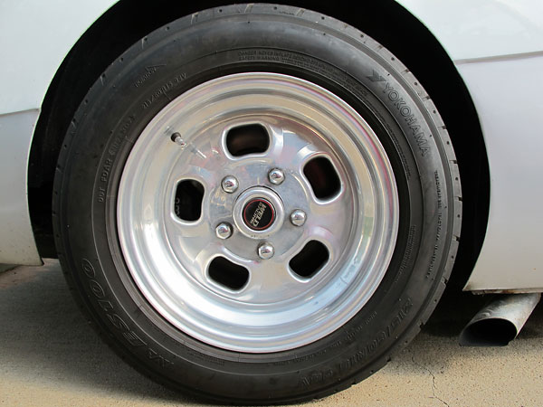 Yokohama ES100 215/50R15 rear tires.